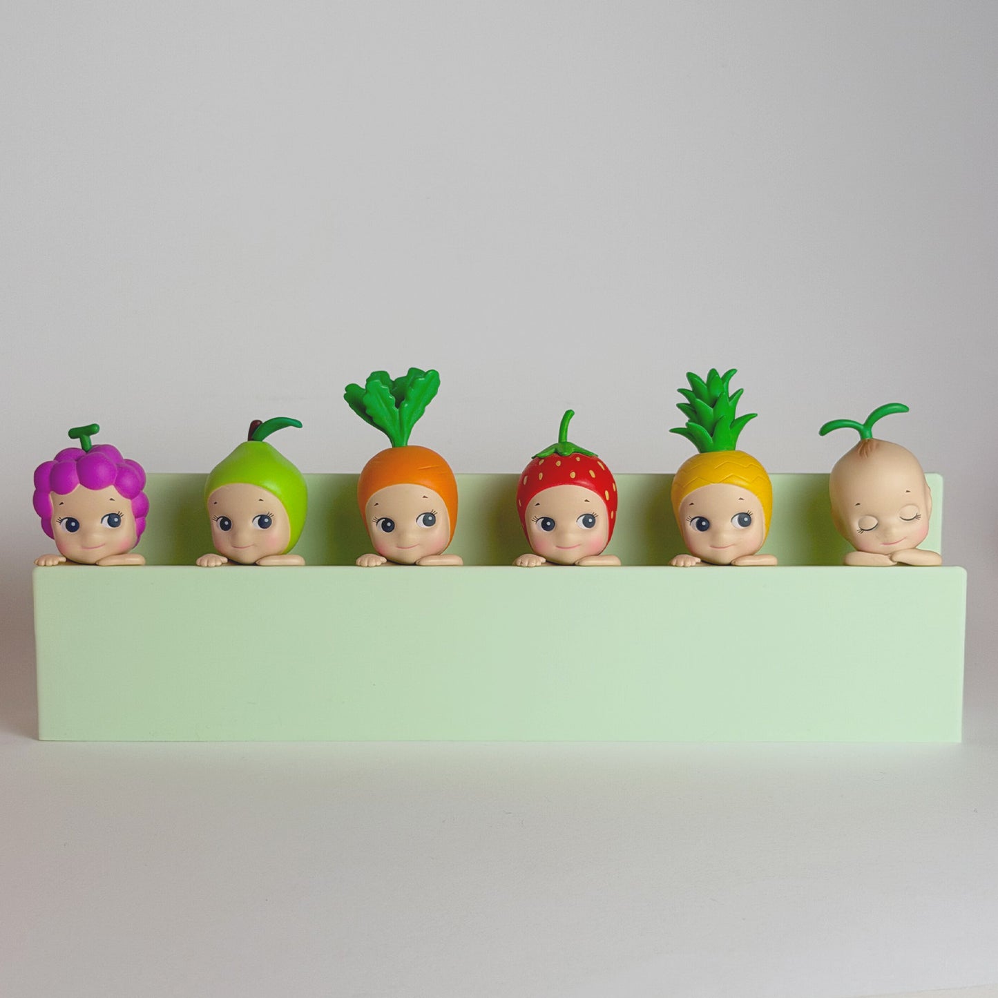 Hipper Display Stand (Single Row) - HOLDS 6 HIPPERS